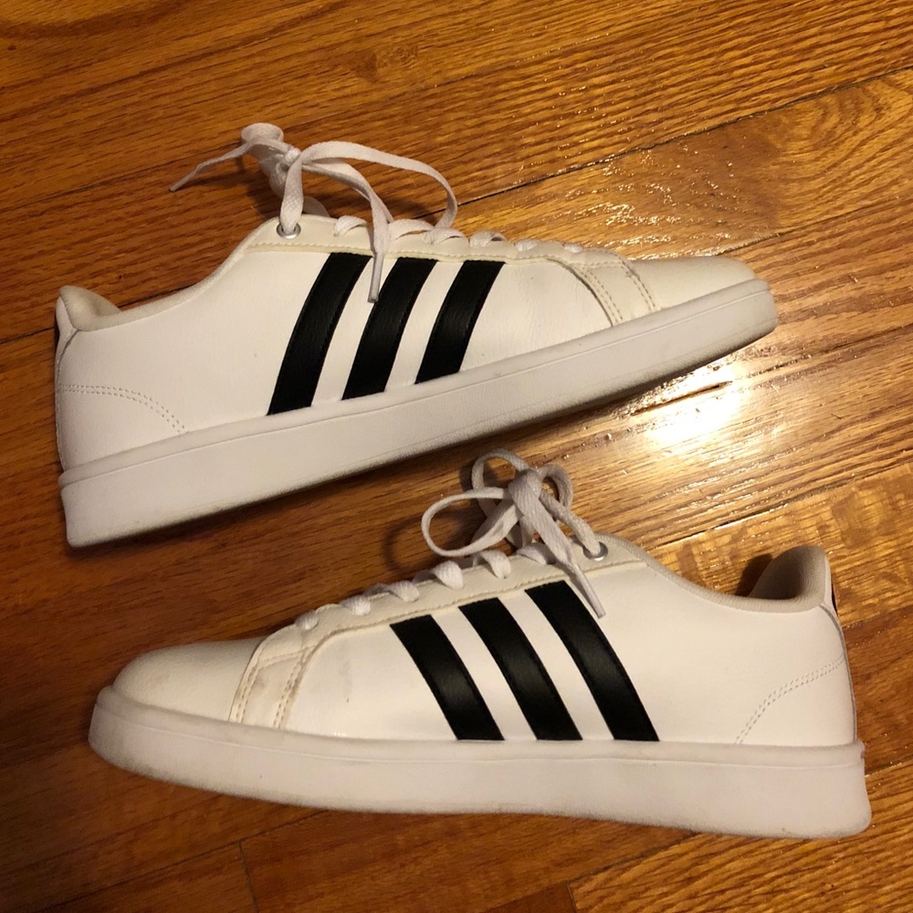 White Adidas Neo